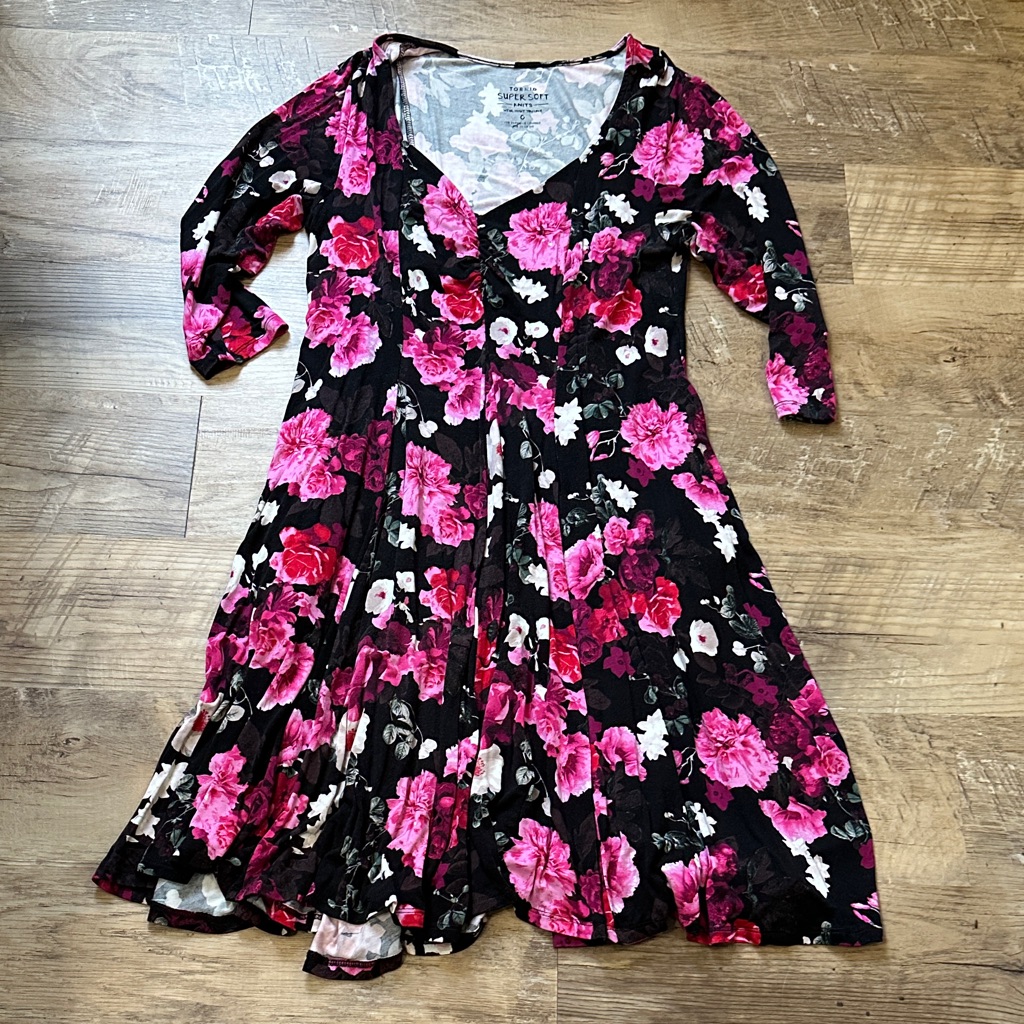 Torrid Super Soft Knit Top With Floral Design